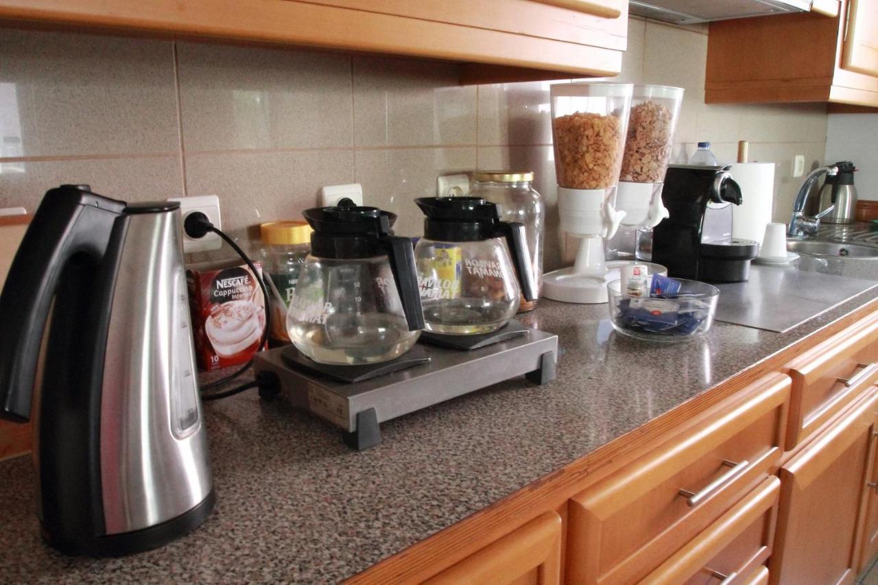 Hotel Comodoro Đảo Đảo Corvo Ngoại thất bức ảnh