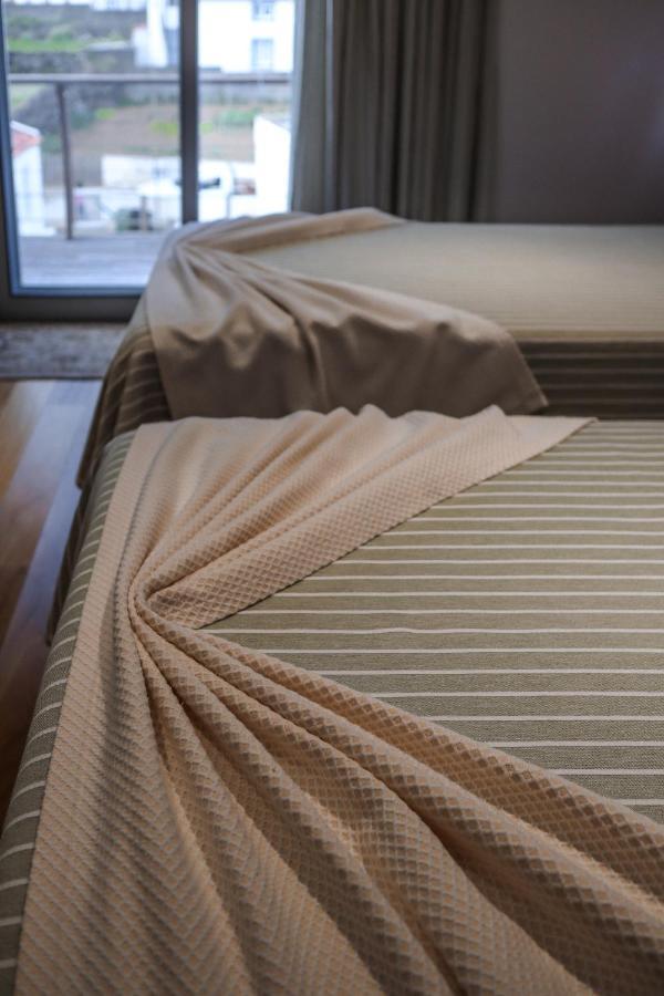 Hotel Comodoro Đảo Đảo Corvo Ngoại thất bức ảnh