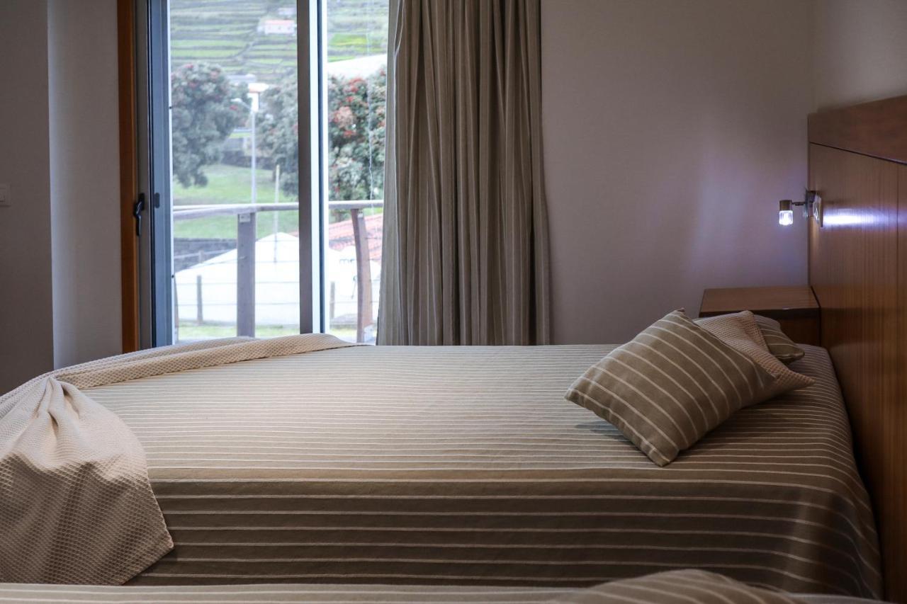 Hotel Comodoro Đảo Đảo Corvo Ngoại thất bức ảnh