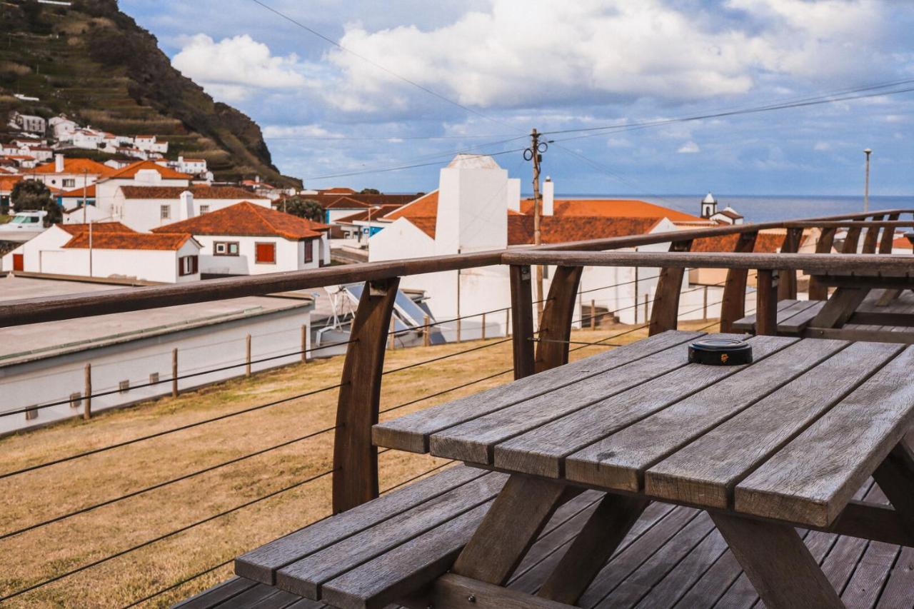 Hotel Comodoro Đảo Đảo Corvo Ngoại thất bức ảnh