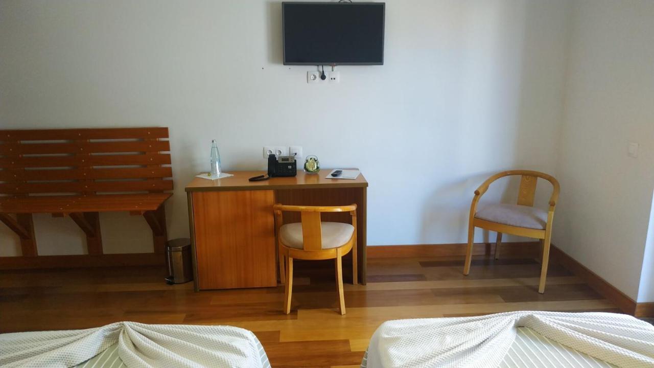 Hotel Comodoro Đảo Đảo Corvo Ngoại thất bức ảnh